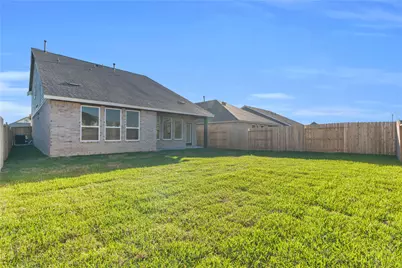 13728 Windward Mist Drive, Texas City, TX 77568 - Photo 34