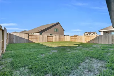 13728 Windward Mist Drive, Texas City, TX 77568 - Photo 36