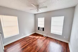 2711 Avenue K, Galveston, TX 77550 - Photo 6