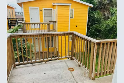 2711 Avenue K, Galveston, TX 77550 - Photo 4