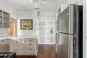 806 E Main St, Bellville, TX 77418 - Photo 12