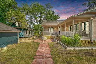 806 E Main St, Bellville, TX 77418 - Photo 34