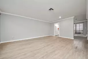 5000 Milwee St, Houston, TX 77092 - Photo 6