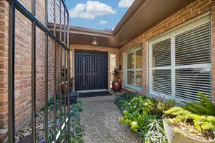 11315 Piping Rock Dr, Houston, TX 77077 - Photo 2