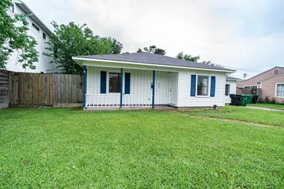 6417 Rolla Street, Houston, TX 77055 - Photo 2