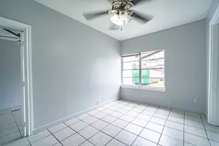 6417 Rolla St, Houston, TX 77055 - Photo 10