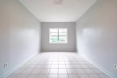 6417 Rolla Street, Houston, TX 77055 - Photo 12