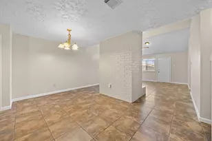 5430 Ridge Wind Ln, Houston, TX 77053 - Photo 4