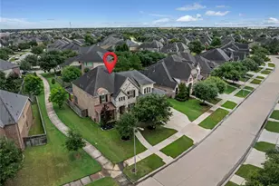 27707 Lakeway Trail Ln, Fulshear, TX 77441 - Photo 2