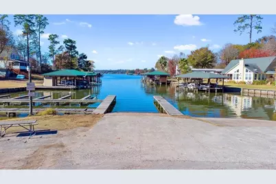 225 Peninsula Drive, Livingston, TX 77351 - Photo 4