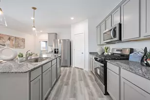 4013 Bronco Station, League City, TX 77573 - Photo 6