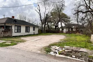 2007 Brackenridge St, Houston, TX 77026 - Photo 1