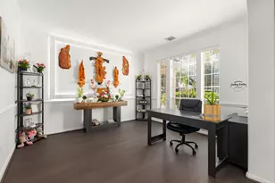 14910 Lake Woodbridge Ct, Sugar Land, TX 77498 - Photo 4