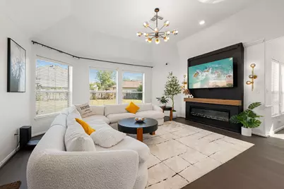 14910 Lake Woodbridge Court, Sugar Land, TX 77498 - Photo 8