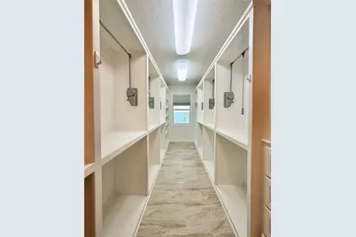 415 Avenue I, Dickinson, TX 77539 - Photo 22