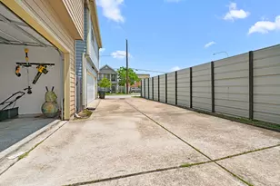 1448 Nashua St, Houston, TX 77008 - Photo 28