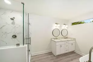 1707 W 43rd St, Houston, TX 77018 - Photo 18