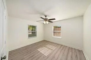 1707 W 43rd St, Houston, TX 77018 - Photo 12