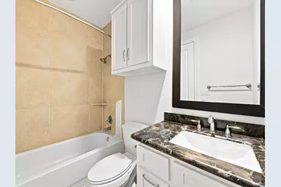 911 Queen Annes Road, Houston, TX 77024 - Photo 34
