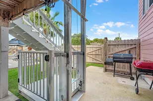 2411 42nd St, Galveston, TX 77550 - Photo 42