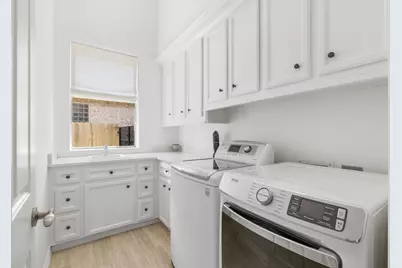 47 W Horizon Ridge Place, The Woodlands, TX 77381 - Photo 26