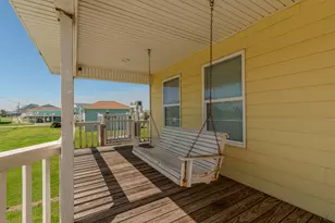 3520 Hannas Reef, Crystal Beach, TX 77650 - Photo 8