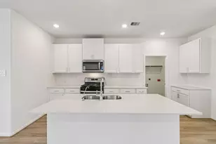 5714 Adamite Wy, Houston, TX 77048 - Photo 1