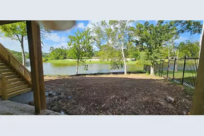 3905 Peacock Isle Drive, Dickinson, TX 77539 - Photo 4