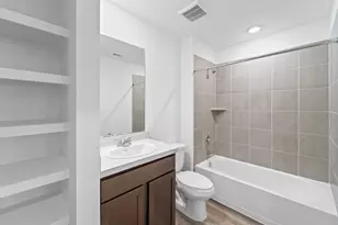1011 Vilana Rdg Ln, Houston, TX 77090 - Photo 10