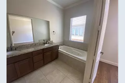 6353 Richmond Avenue #101, Houston, TX 77057 - Photo 16
