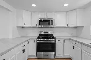 33 17th Ave N, Texas City, TX 77590 - Photo 10