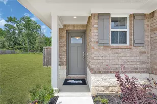 9233 Boulder Blvd, Conroe, TX 77303 - Photo 4