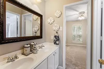 4011 W Pine Brook Way, Houston, TX 77059 - Photo 34