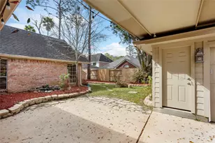 4011 W Pine Brook Way, Houston, TX 77059 - Photo 38