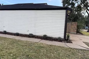 9107 Ketchwood Dr, Houston, TX 77099 - Photo 16