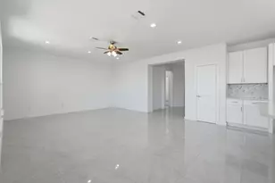 18611 Ratho Dr, Conroe, TX 77306 - Photo 8