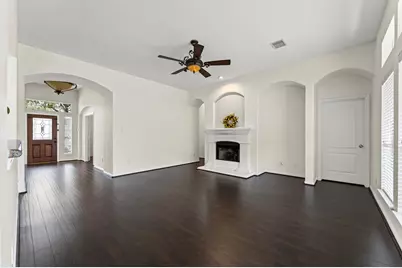 2611 Plantation Hollow Court, Missouri City, TX 77459 - Photo 8