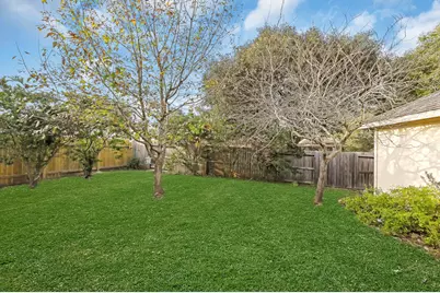 12006 Audrey Court, Pinehurst, TX 77362 - Photo 36