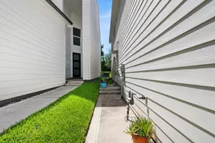 254 Capetown, Montgomery, TX 77356 - Photo 2