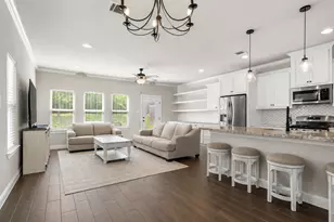 254 Capetown, Montgomery, TX 77356 - Photo 2