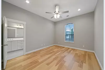 1121 E 27th Street, Houston, TX 77009 - Photo 16