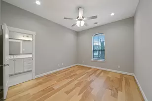 1121 E 27th St, Houston, TX 77009 - Photo 16