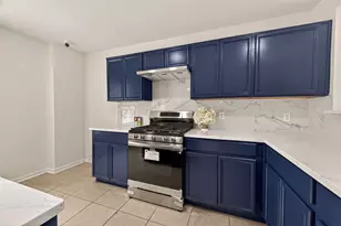13011 Hill Canyon Ln, Houston, TX 77072 - Photo 16