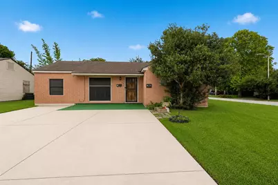 1419 Silverdale Street, Houston, TX 77029 - Photo 1