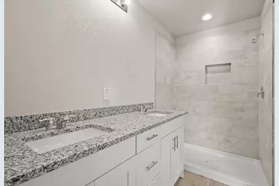 9005 Judwin Street, Houston, TX 77075 - Photo 6