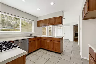 10210 Crooks Way Ct, Houston, TX 77065 - Photo 18