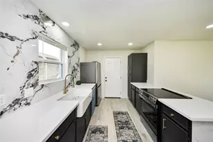 5442 Airport Blvd, Houston, TX 77048 - Photo 10
