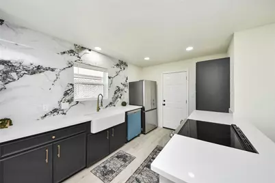 5442 Airport Boulevard, Houston, TX 77048 - Photo 12