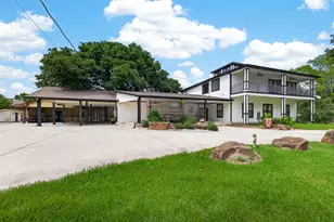 323 E Palm St, Fresno, TX 77545 - Photo 4