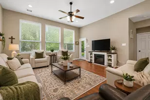 17136 Mustang Ln, New Caney, TX 77357 - Photo 8